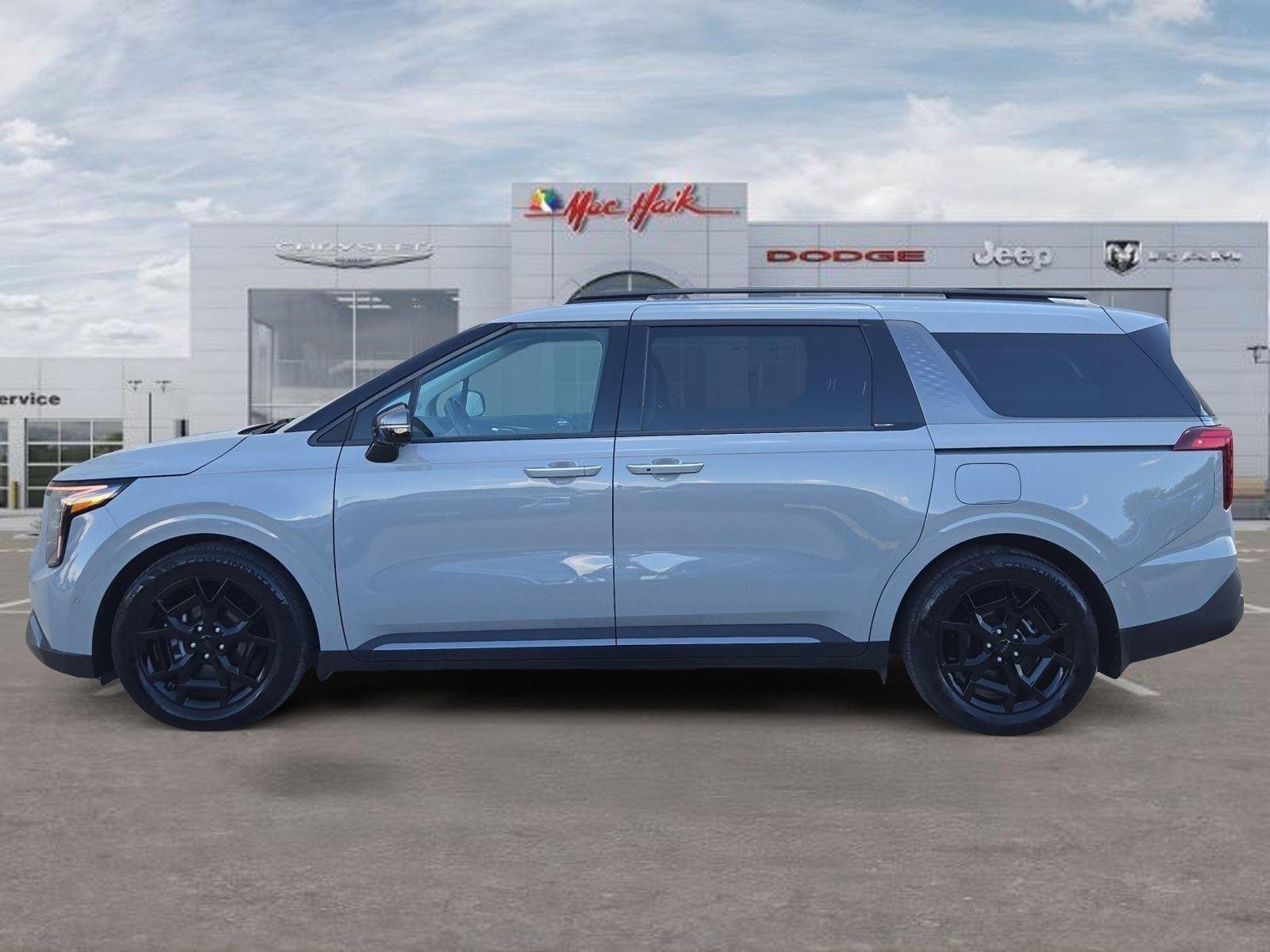 Used 2025 Ceramic Silver Kia SX image 2