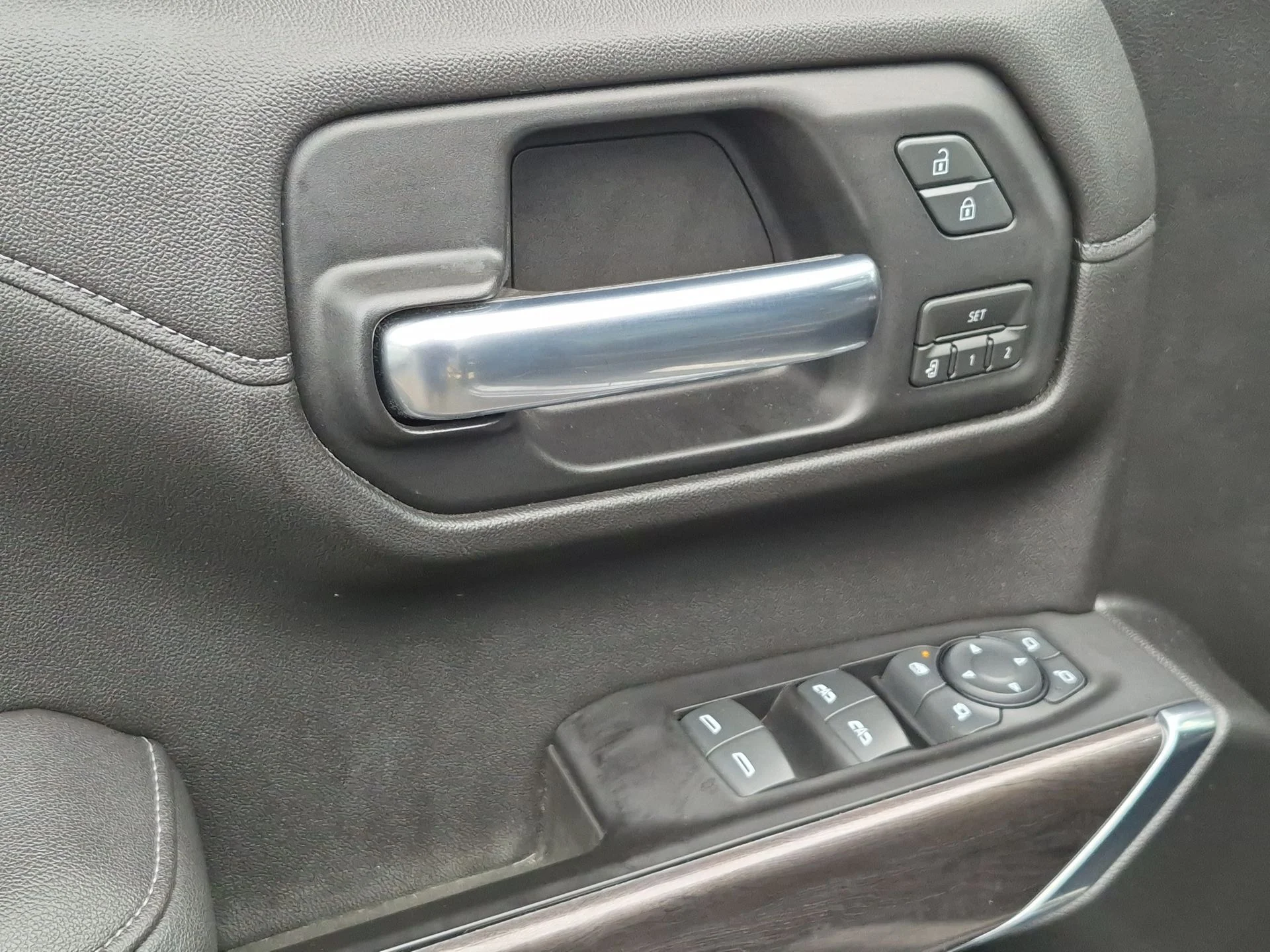 Used 2019 Gray Chevrolet LTZ image 23