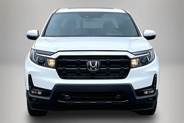 New 2026 Platinum White Pearl Honda RTL image 2