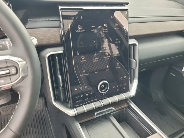 2026 GMC Acadia Denali - Photo 25