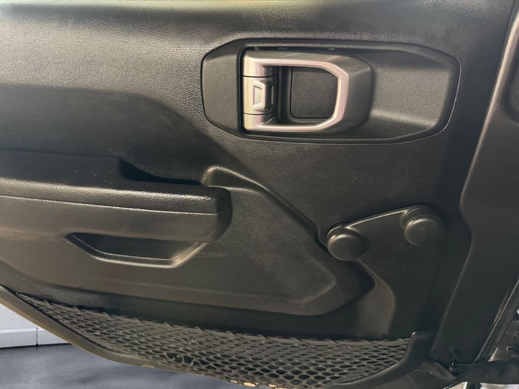 Used 2023 Gray Jeep Sport image 15