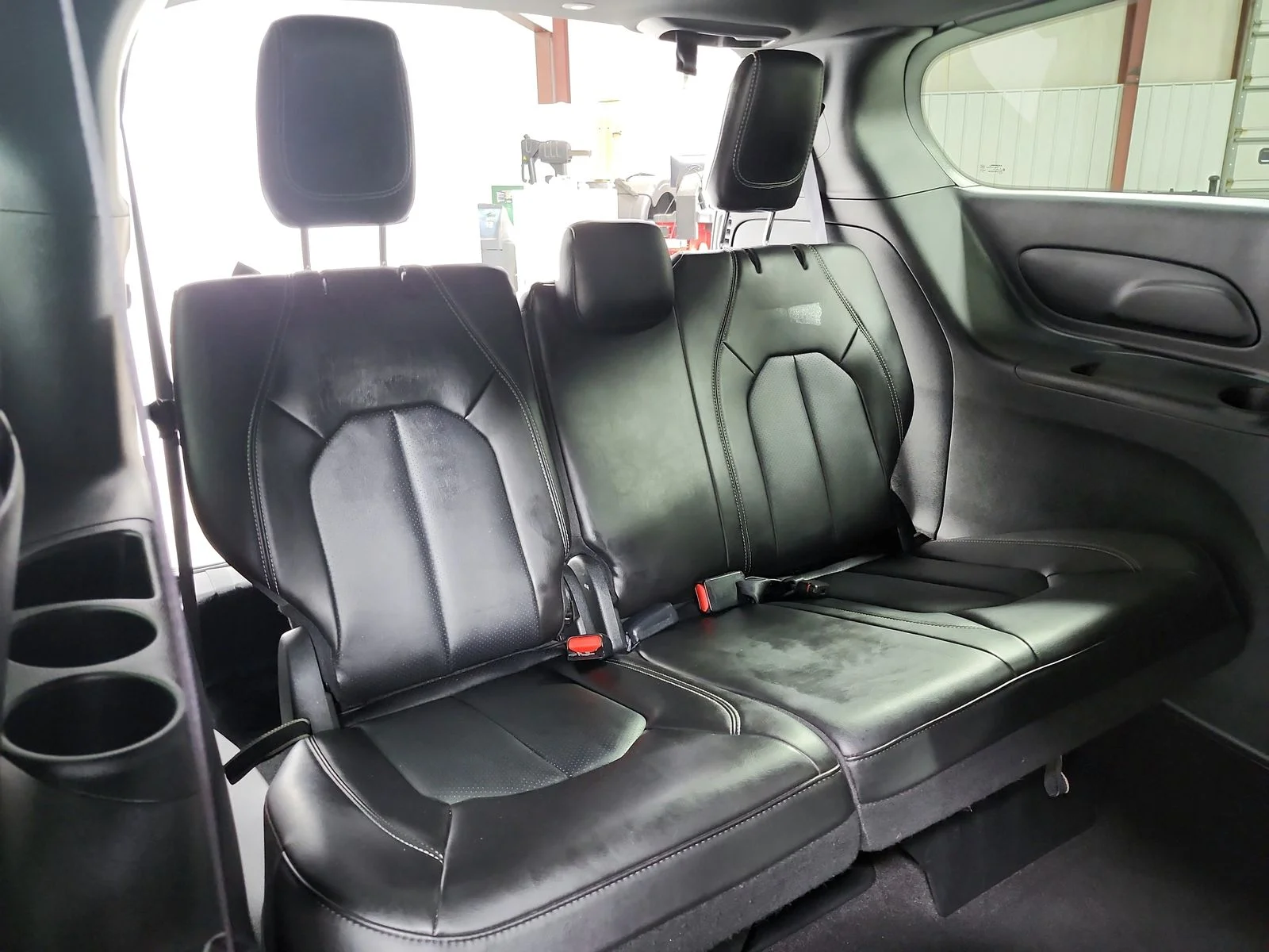 Used 2025 Black Chrysler Select image 48