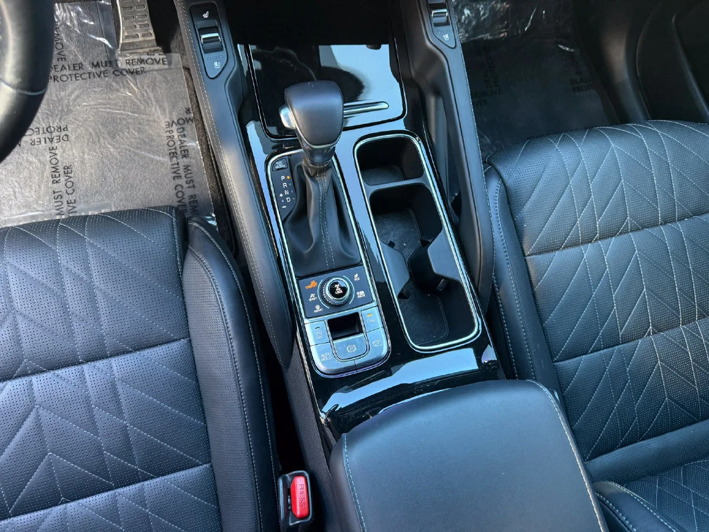 Used 2023 Black Kia SX Prestige X-Line image 24