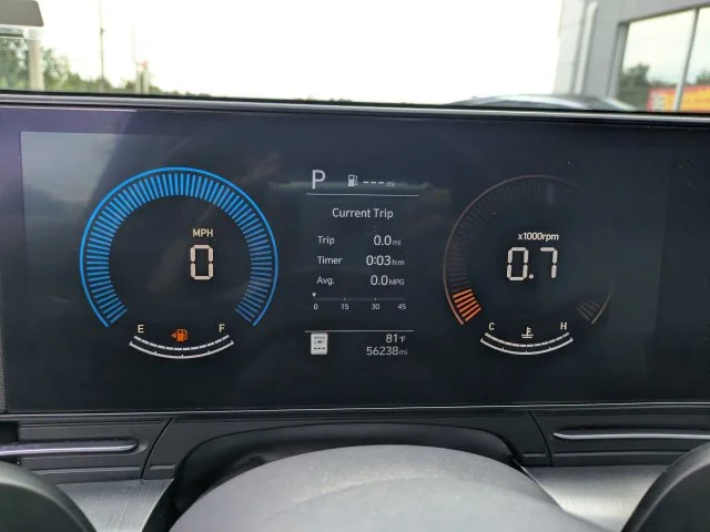 Used 2024 Red Hyundai SEL image 25