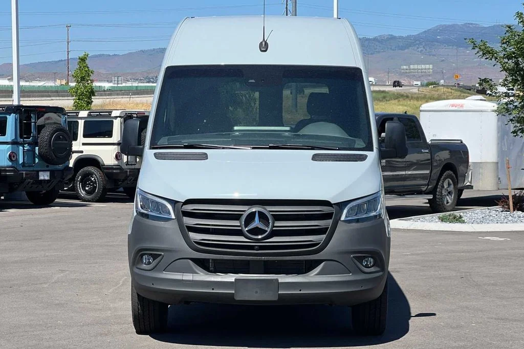 Used 2024 Iridium Silver Mercedes-Benz Cargo 144 WB image 8