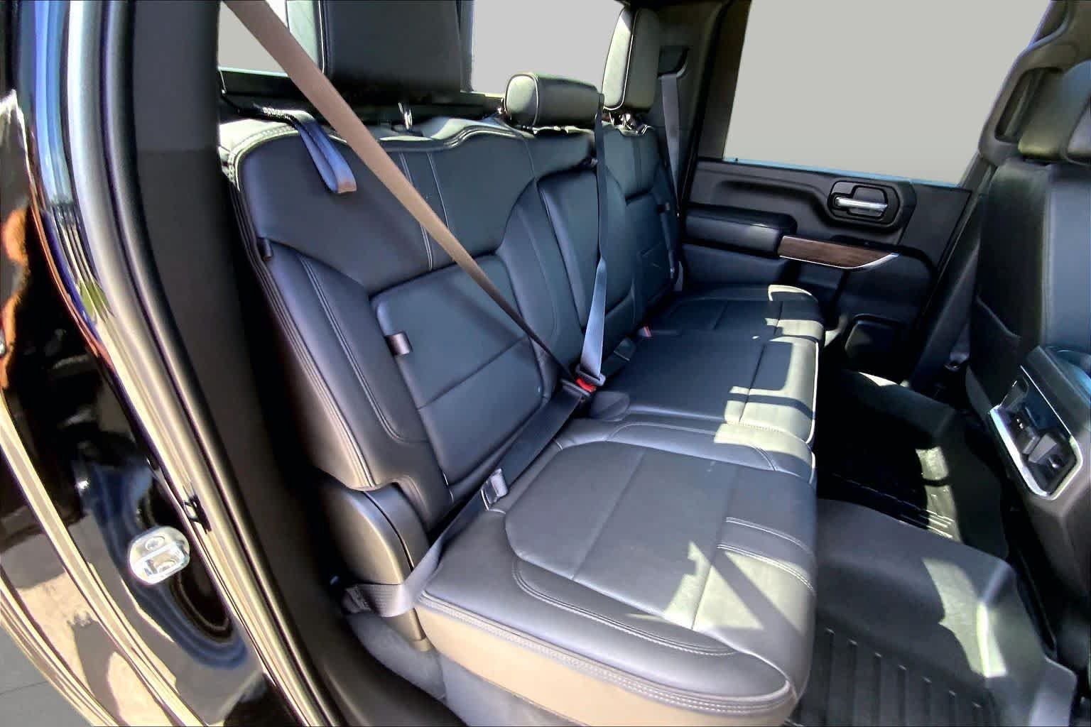 Used 2022 Black Chevrolet High Country image 39