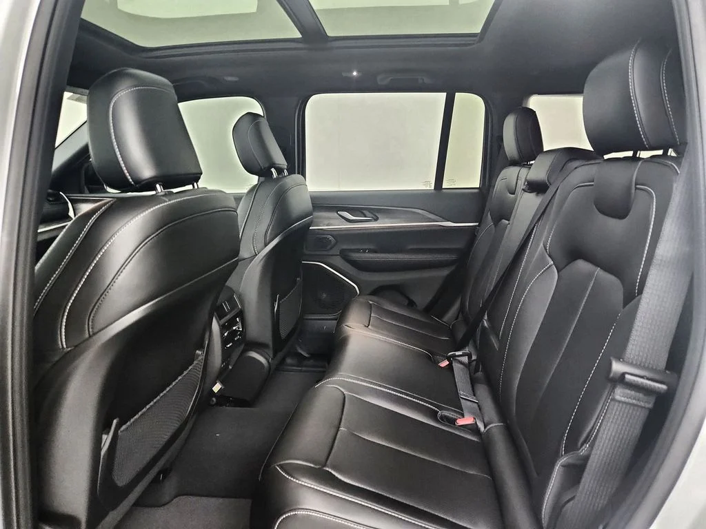 New 2026 Bright White Clearcoat Jeep Limited image 32