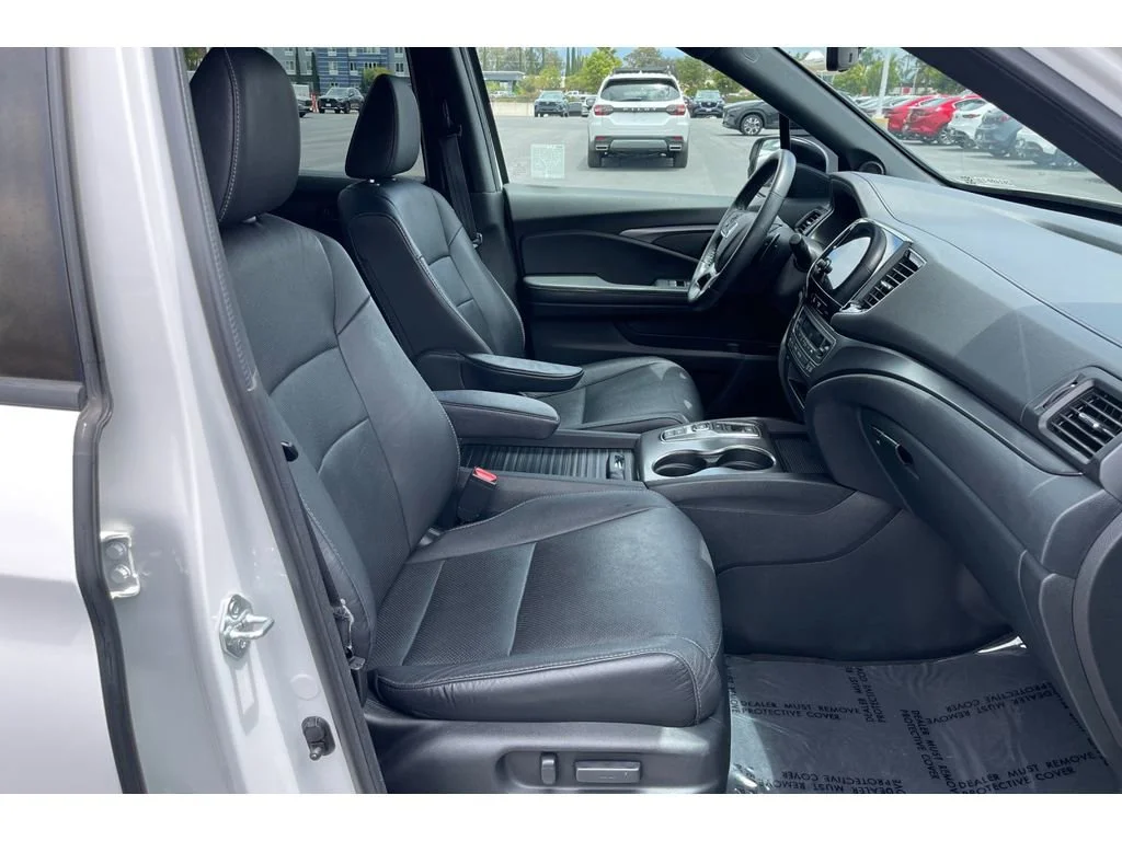 Certified Used 2023 Platinum White Pearl Honda AWD EX-L image 78