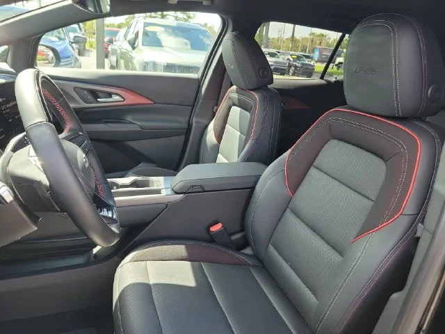 2024 Chevrolet Equinox EV Launch Edition - Photo 23