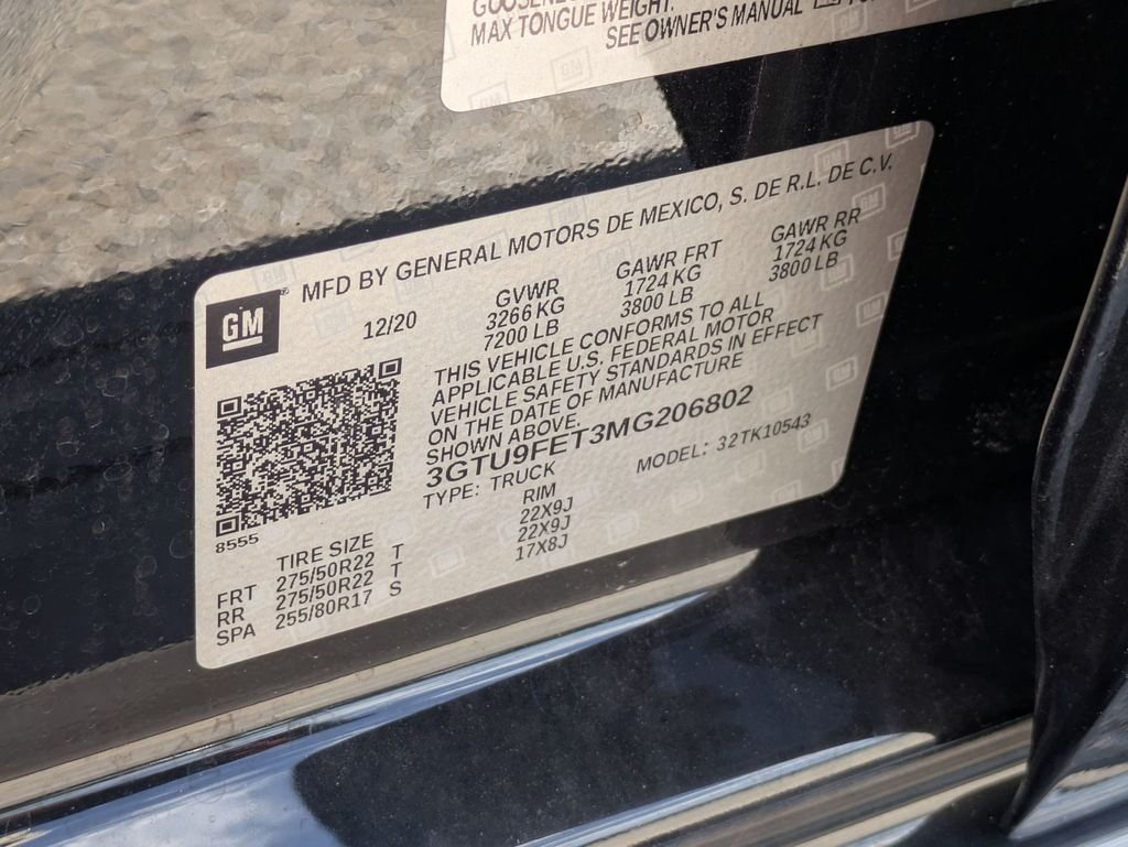 Used 2021 Black GMC Denali image 27