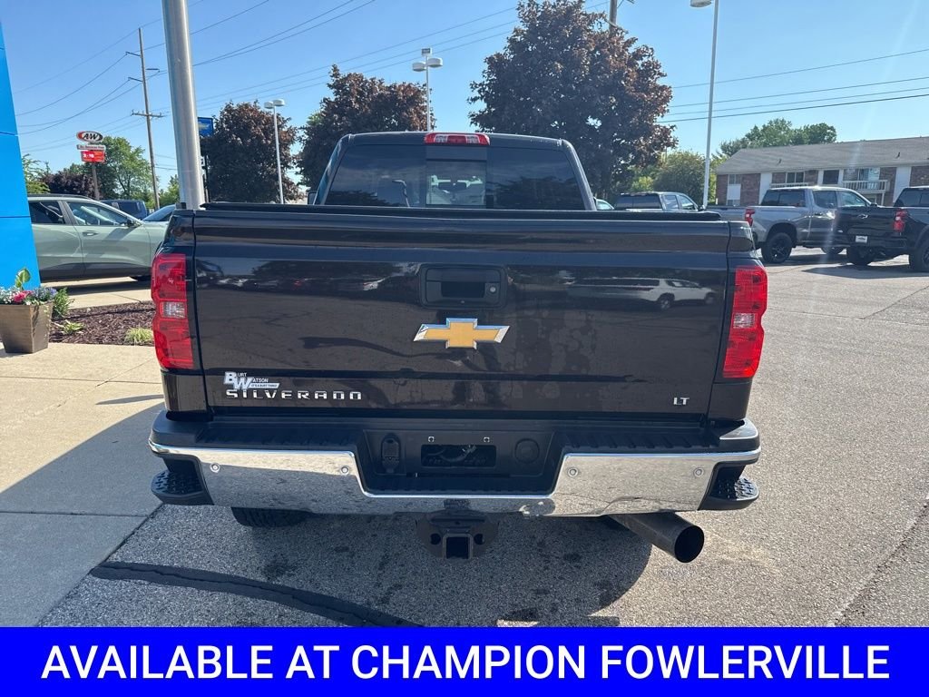 Used 2018  Chevrolet LT image 5