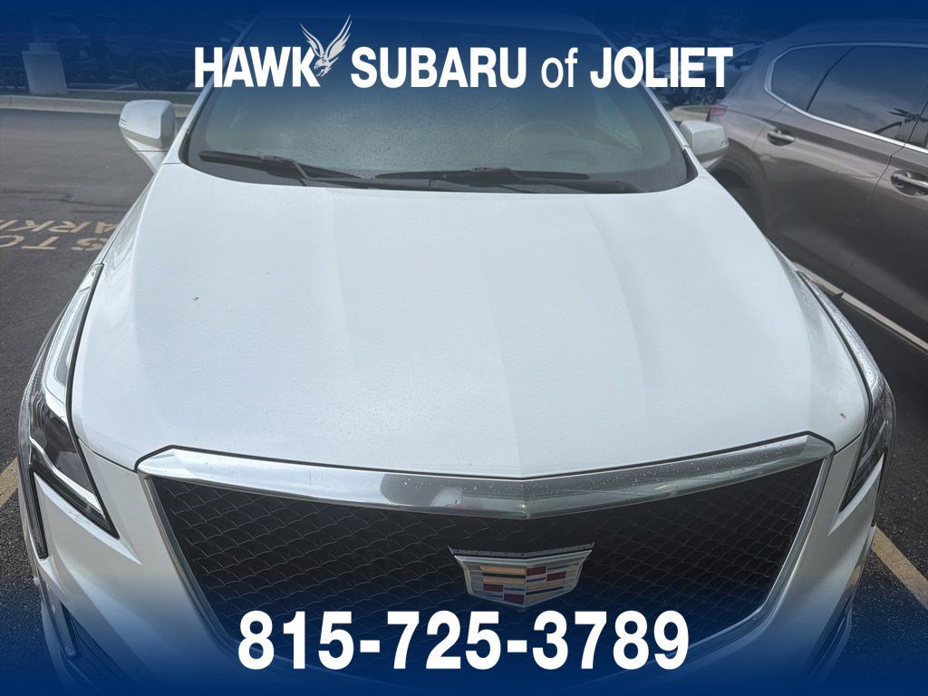 Used 2020 Crystal White Tricoat Cadillac Sport AWD image 7