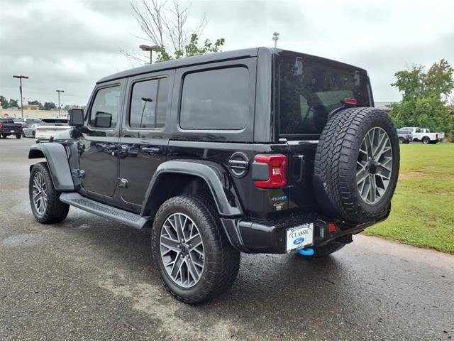 Certified Used 2024  Jeep  image 18