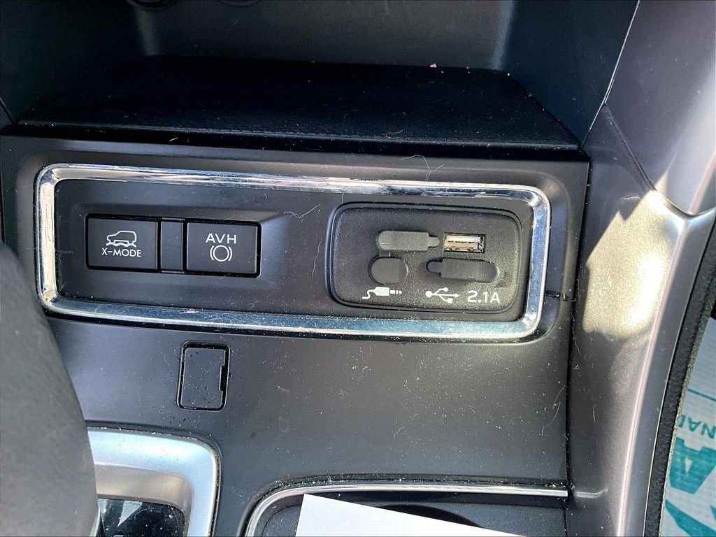 Used 2022 Magnetite Gray Metallic Subaru Limited image 27