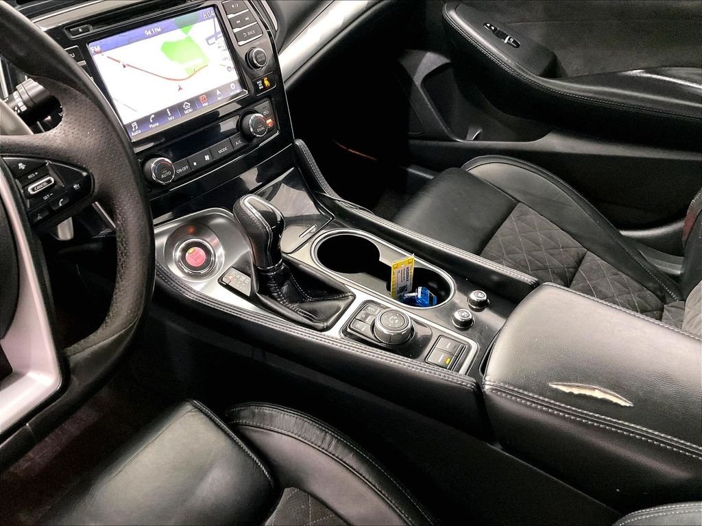 Used 2016 Gun Metallic Nissan SR image 20