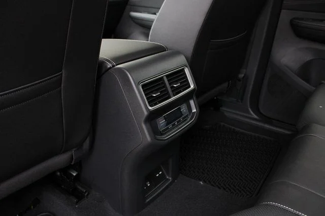 2026 Volkswagen Atlas SE w/Tech - Photo 9