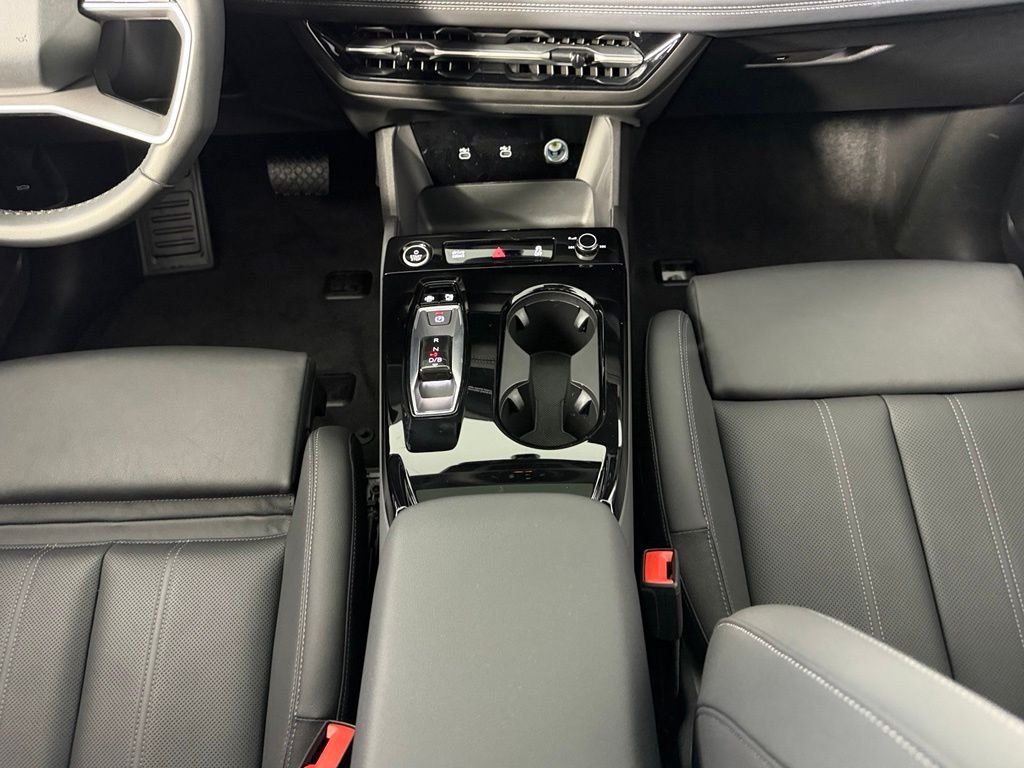Used 2025 White Audi Prestige image 18