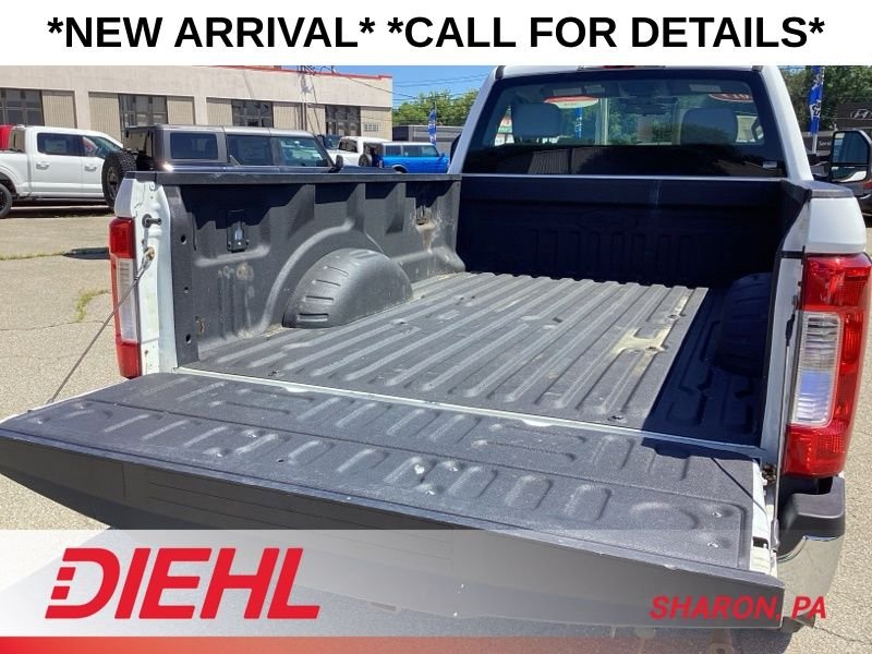 Used 2019 White Ford XL image 12