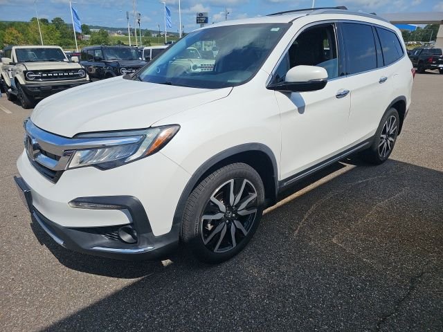 Used 2021 White Honda Touring image 3