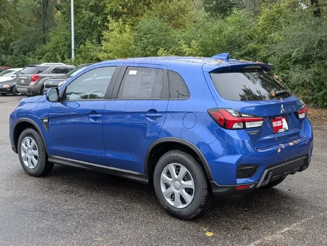 New 2027 Octane Blue Metallic Mitsubishi 2.0 S 2WD image 2
