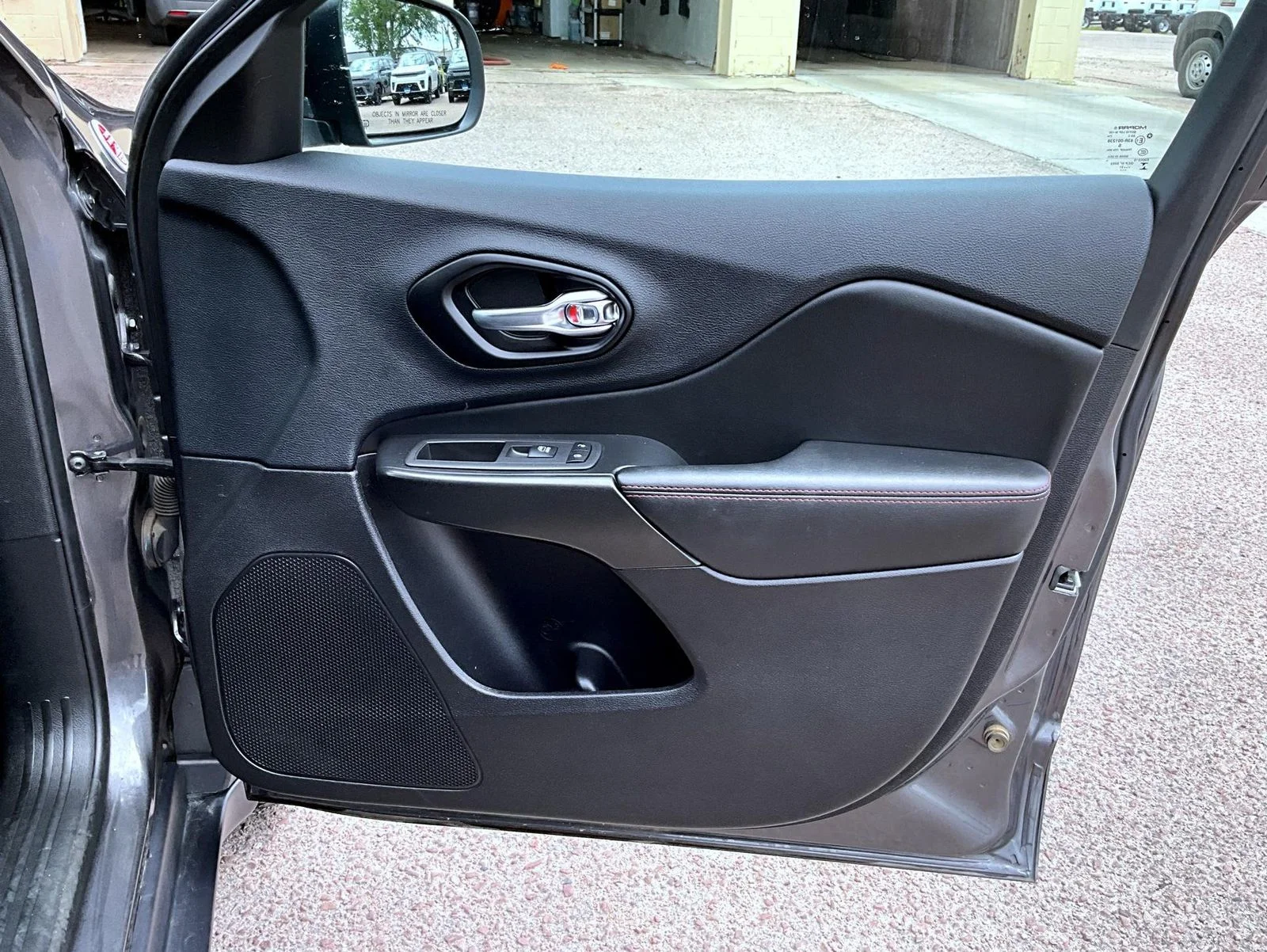 Used 2022 Gray Jeep Trailhawk image 17