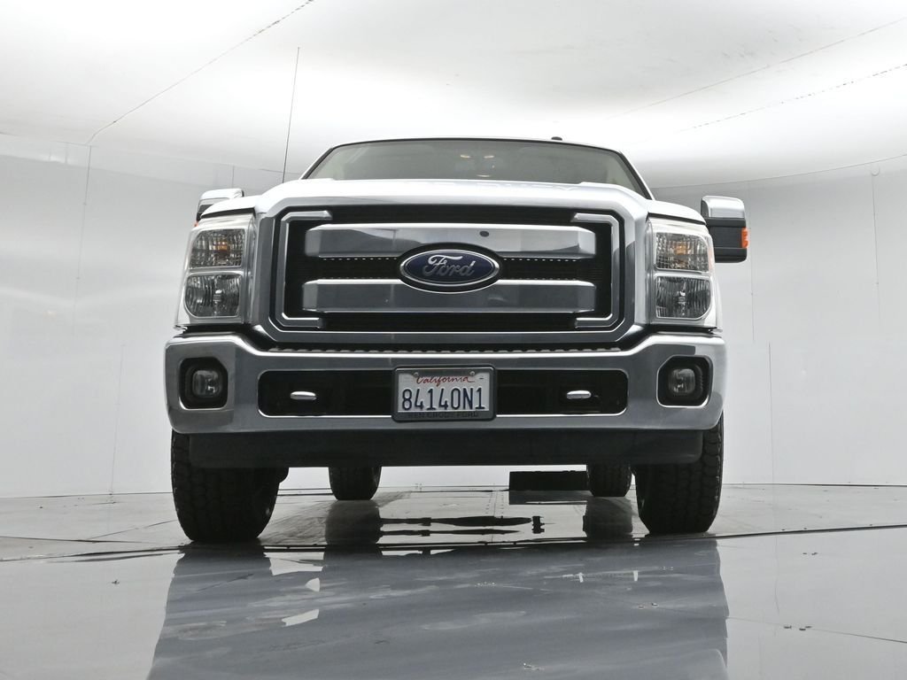 Used 2013 White Ford Lariat image 45