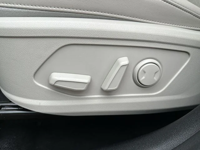 2022 Kia Sorento SX - Photo 16