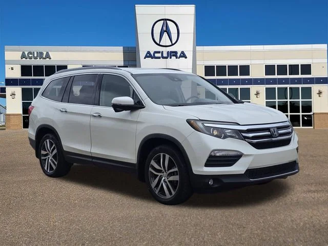 2017 Honda Pilot 4WD Touring's photo