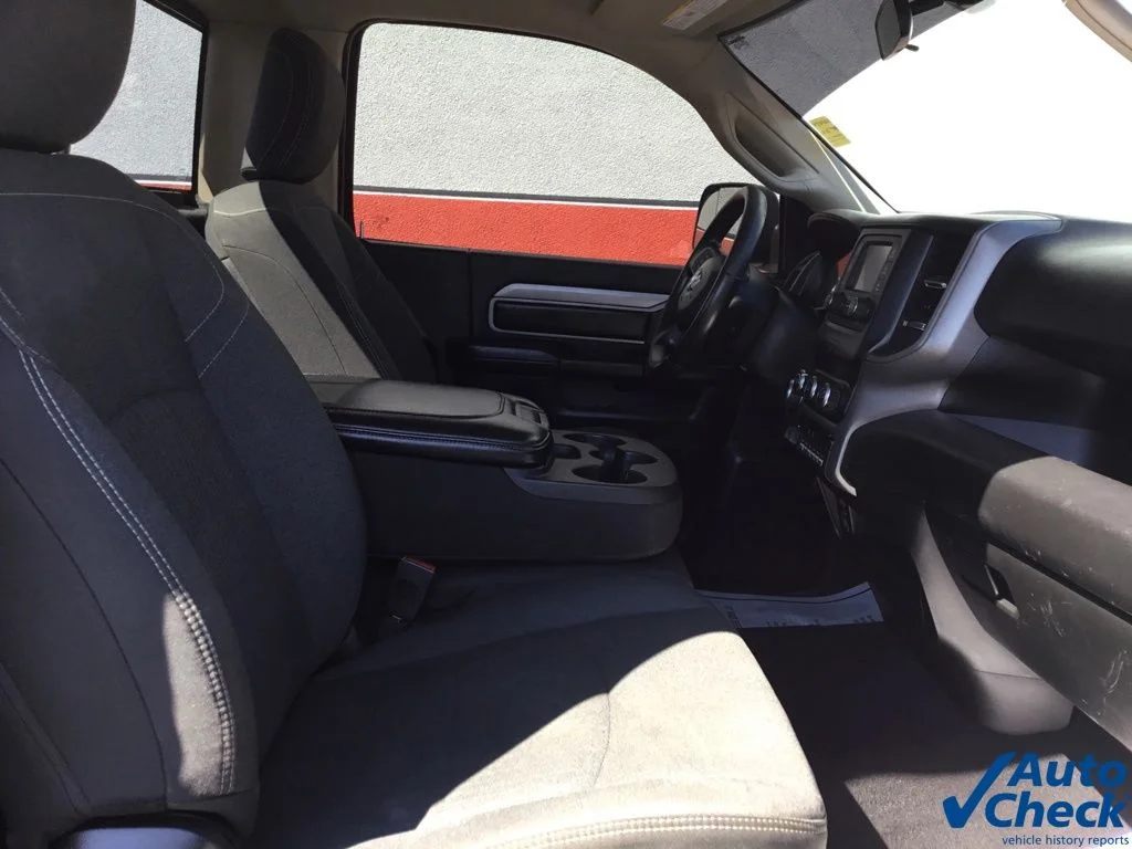 Used 2019 Silver Ram Tradesman image 32