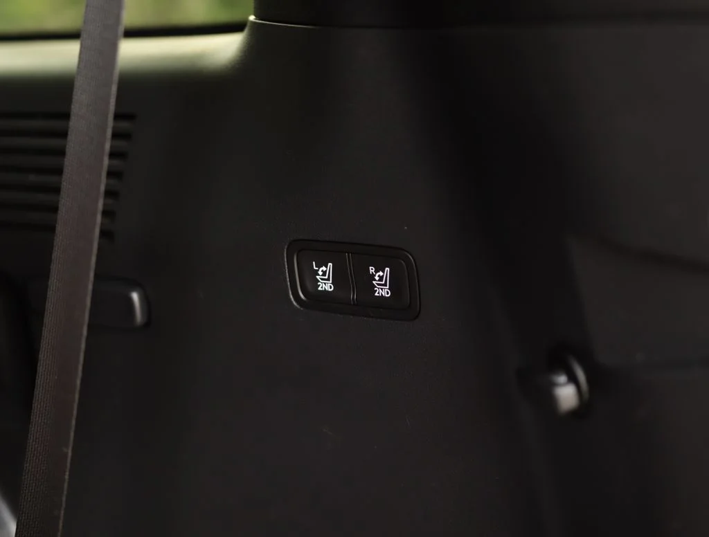 Used 2024 Black Hyundai Calligraphy image 38