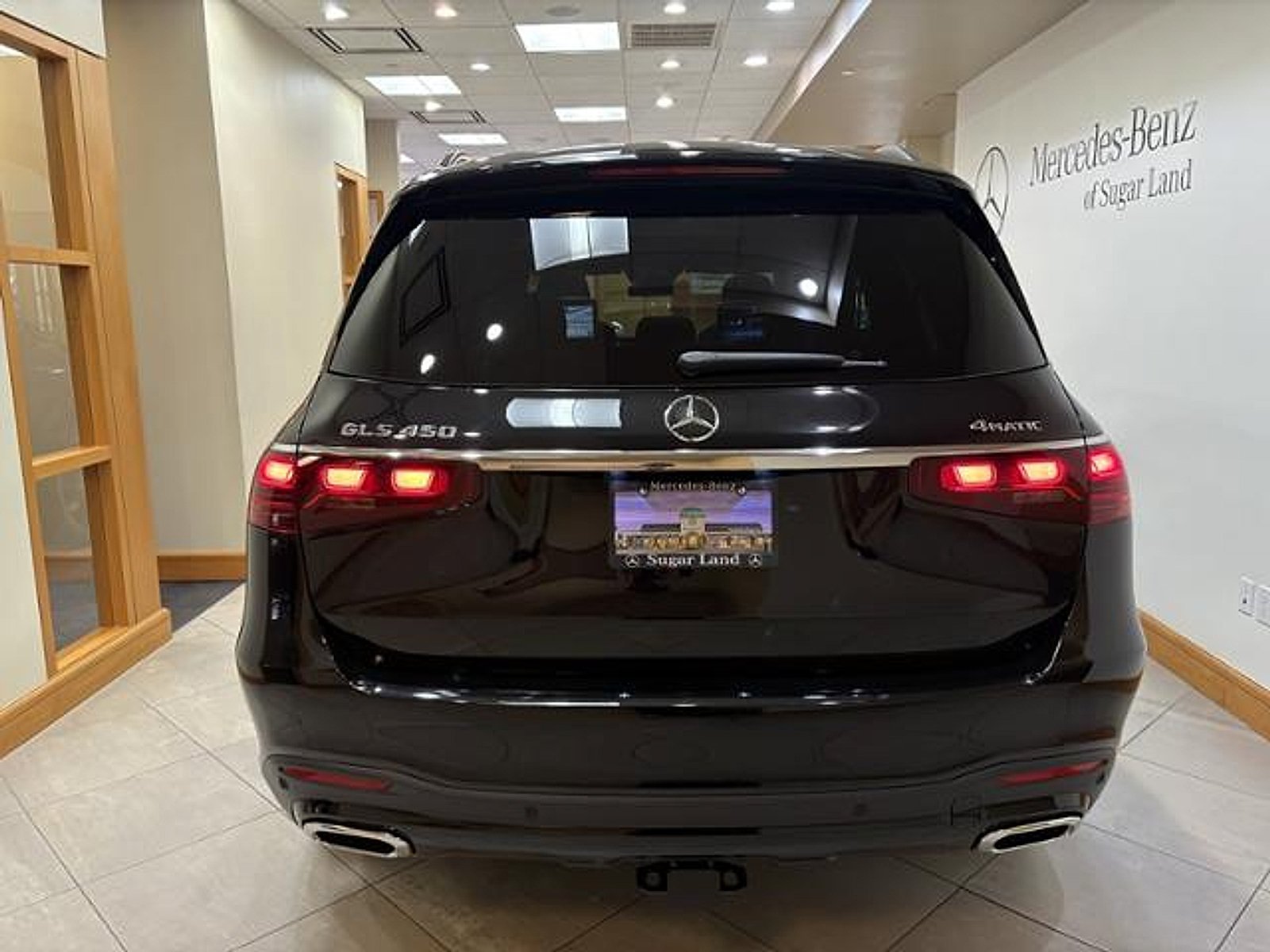 New 2026 Obsidian Black Metallic Mercedes-Benz 4MATIC® image 32