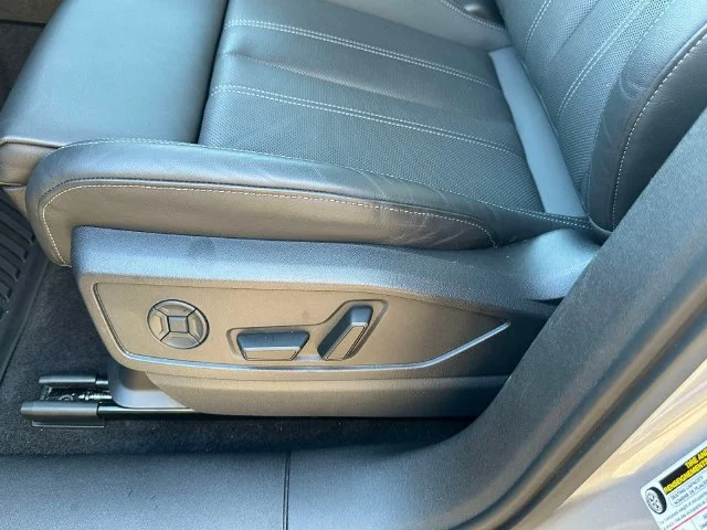 Used 2025 Florett Silver Audi Premium Plus image 22