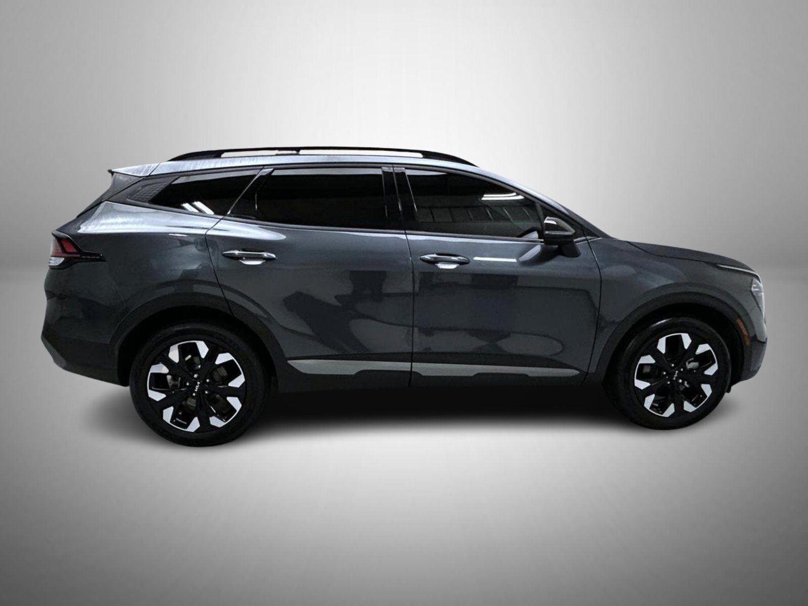 Used 2023 Gray Kia X-Line image 4