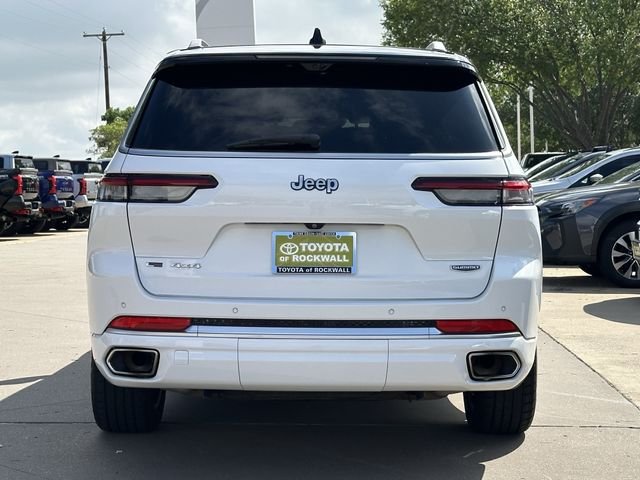 Used 2022 White Jeep Summit image 4