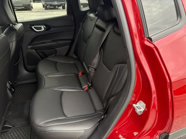 Used 2026 Red Jeep Latitude image 17