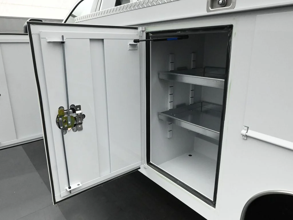 New 2025 Oxford White Ford XL image 16