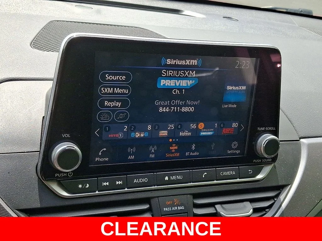 Used 2024 Red Nissan 2.5 SR image 17