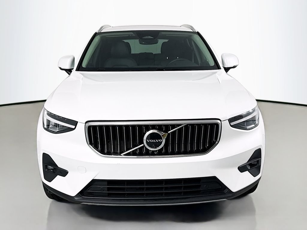 Used 2025 White Volvo B5 Plus Bright Theme image 6