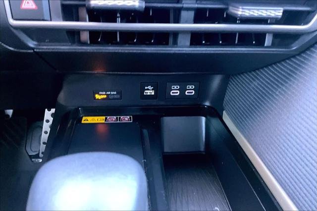 Certified Used 2025 ICE CAP Toyota  image 34