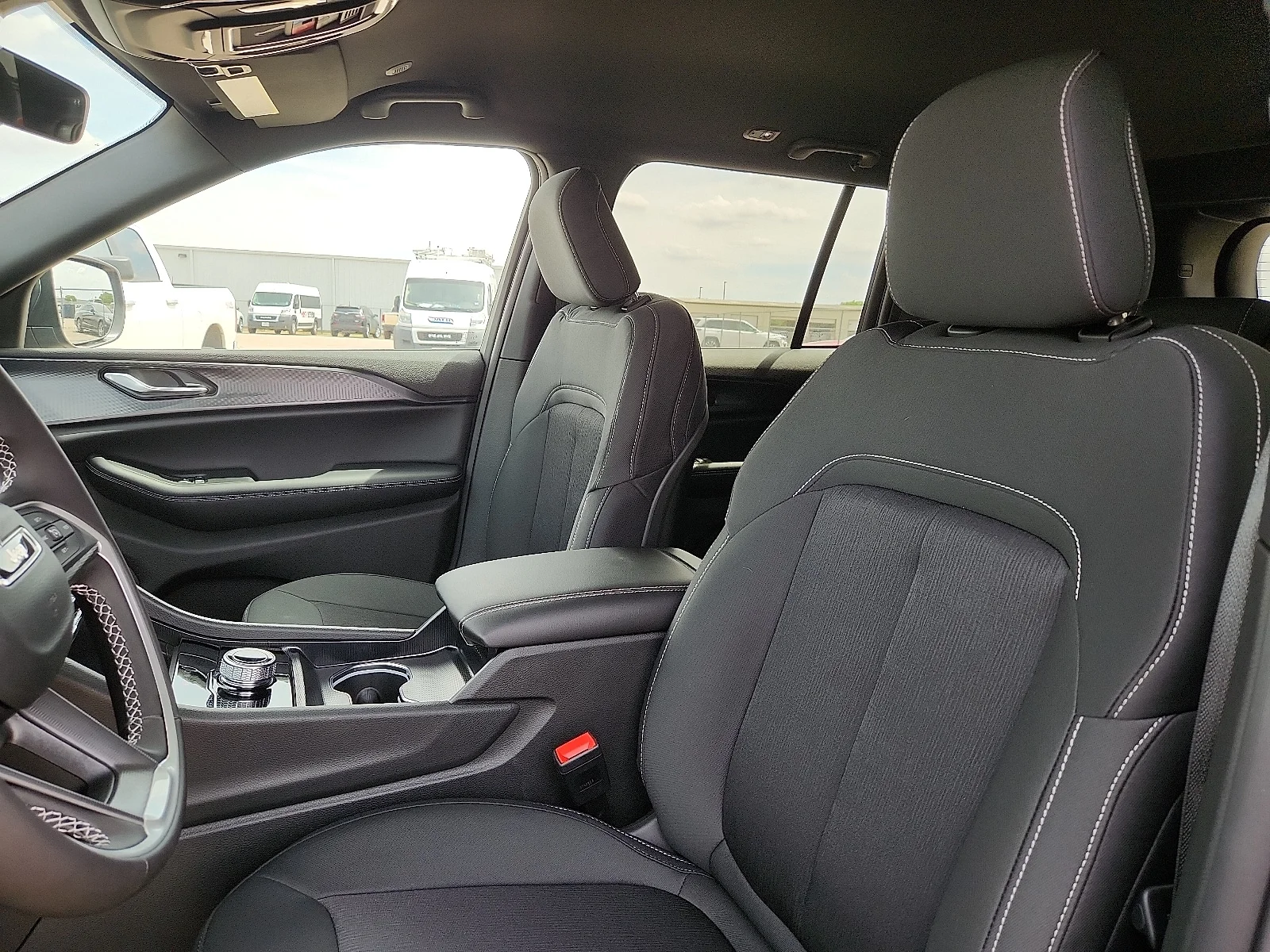 New 2026 Baltic Gray Metallic Clear-Coat  Paint Jeep LAREDO 4X4 image 13