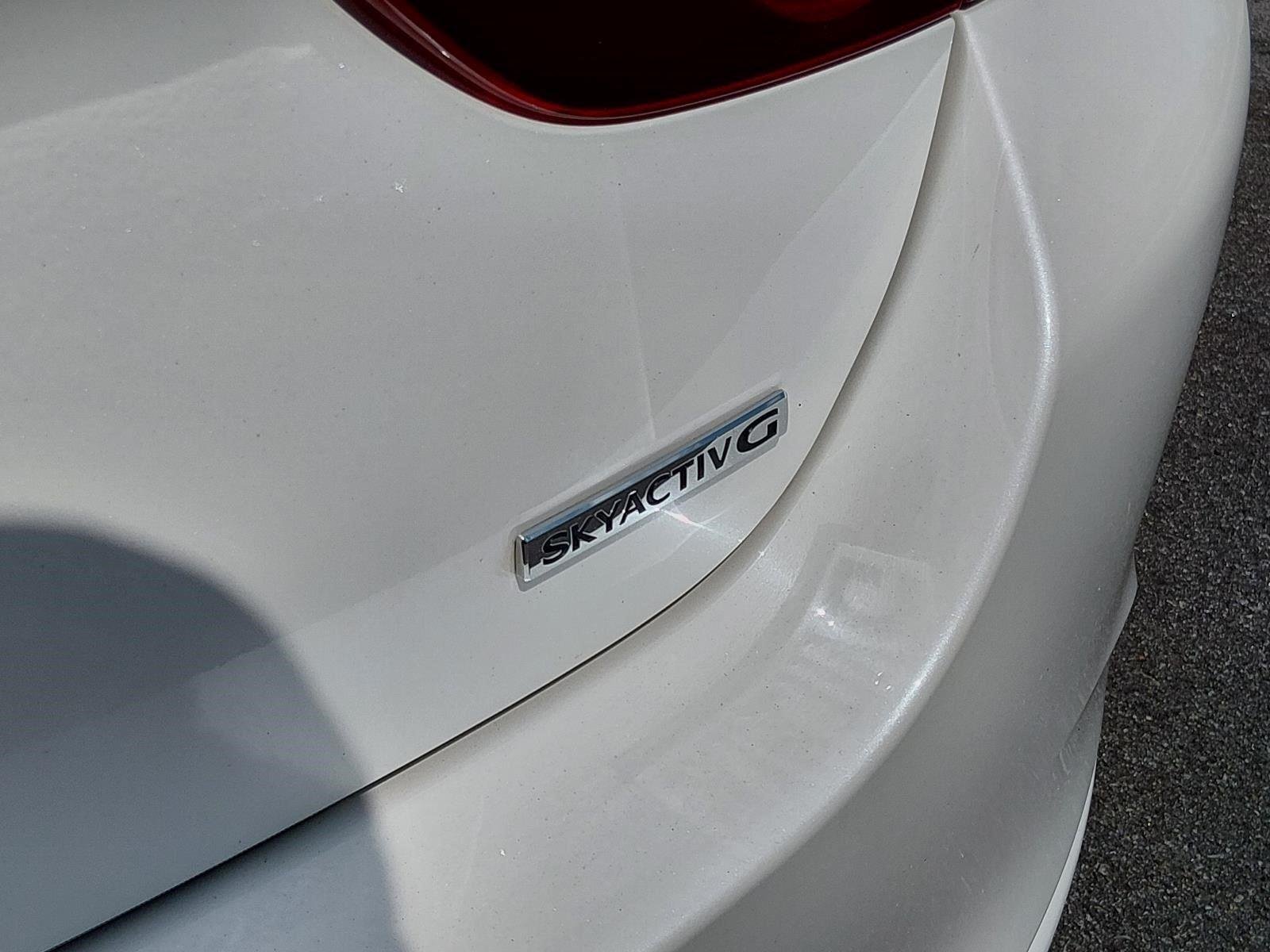 Used 2023 Snowflake White Pearl Mica Mazda 2.5 S Premium image 21