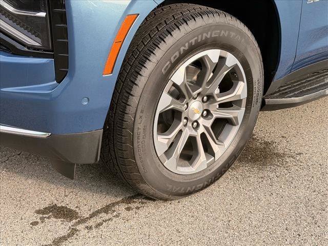 2026 Chevrolet Suburban LS - Photo 14