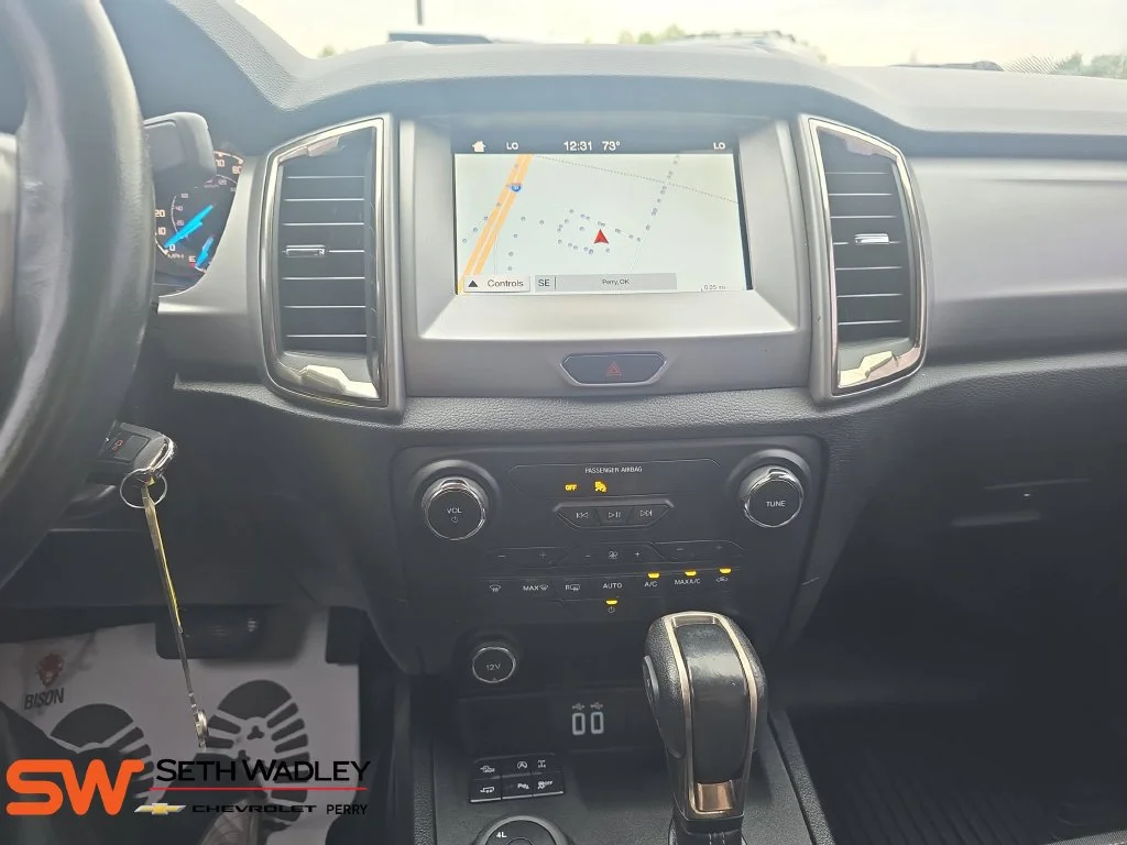 Used 2019 Orange Ford XLT image 20