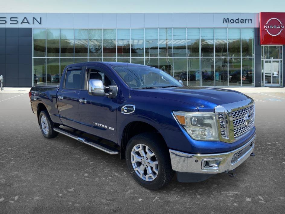 Used 2017 Deep Blue Pearl Nissan SL image 3