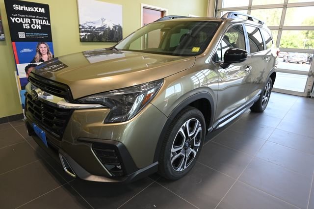 2026 Subaru Ascent Touring - Photo 18