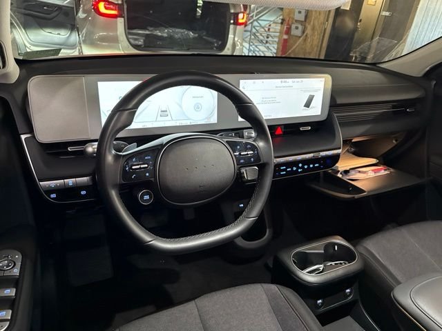 2024 Hyundai IONIQ 5 SE - Photo 6