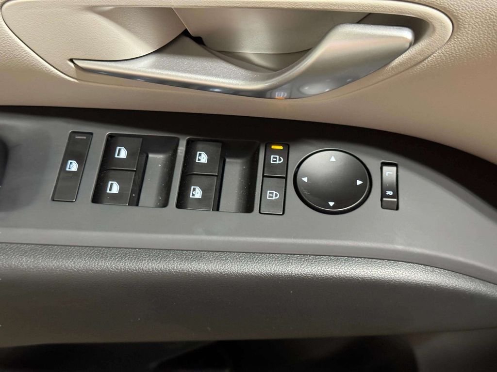 Certified Used 2026 White Hyundai SEL image 18
