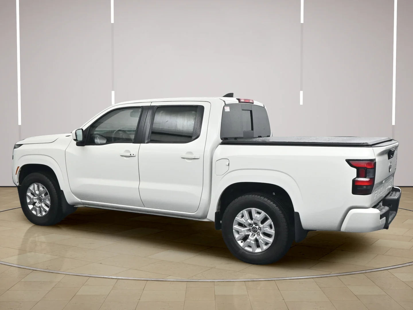 Certified Used 2023 Glacier White Nissan SV image 5