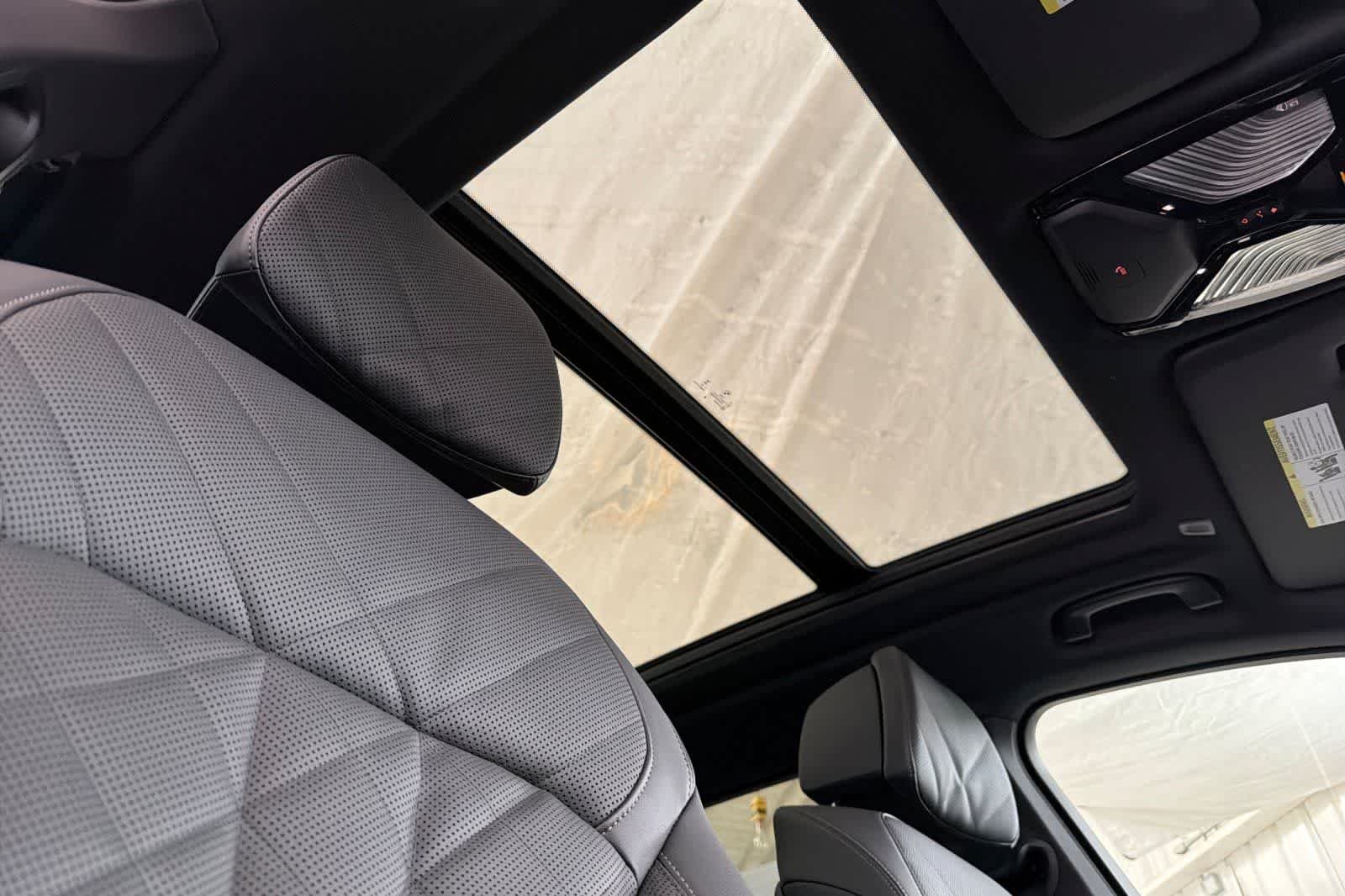 New 2026 Black Sapphire Metallic BMW xDrive40i image 17