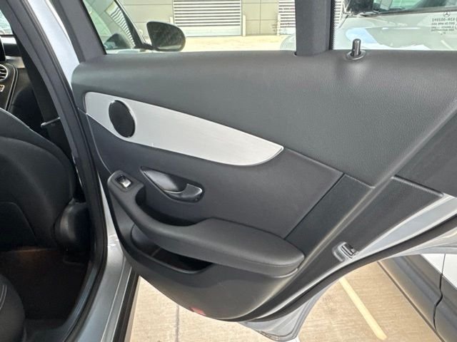 Used 2022 Silver Mercedes-Benz GLC 300 image 54